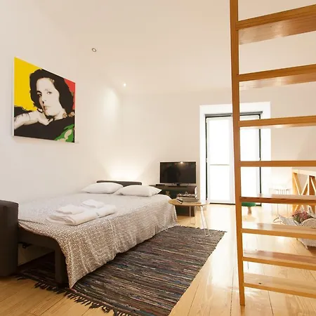 Alfama Fado Loft דירה